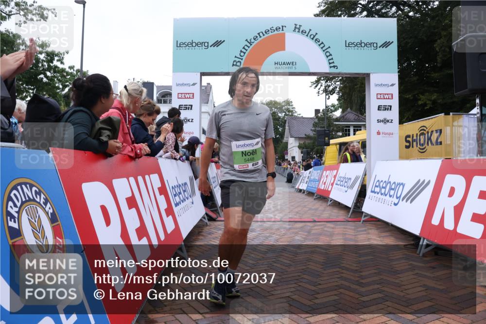 30.08.2026 - Blankeneser Heldenlauf Lena Gebhardt http://msf.ph/oto/10072037 30.08.2026 10:13:12 Ziel 5419, 5448 meine-sportfotos.de