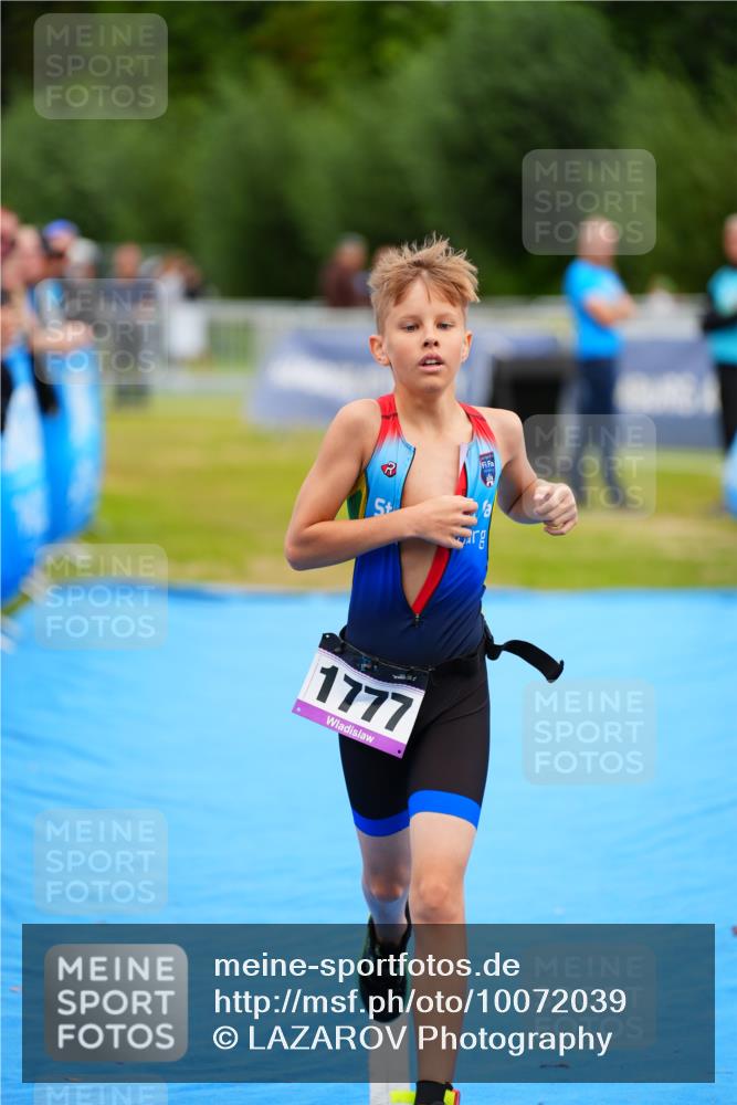30.08.2026 - Elbe Triathlon Hamburg LAZAROV Photography http://msf.ph/oto/10072039 30.08.2026 13:09:25 Ziel 1777, 1828 meine-sportfotos.de