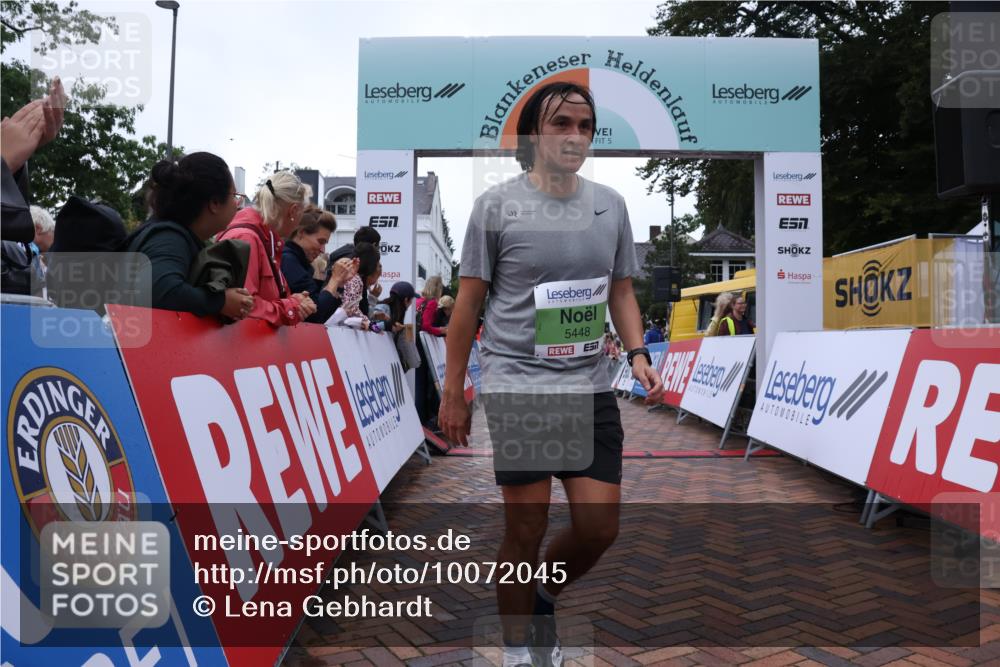 30.08.2026 - Blankeneser Heldenlauf Lena Gebhardt http://msf.ph/oto/10072045 30.08.2026 10:13:12 Ziel 5419, 5448 meine-sportfotos.de