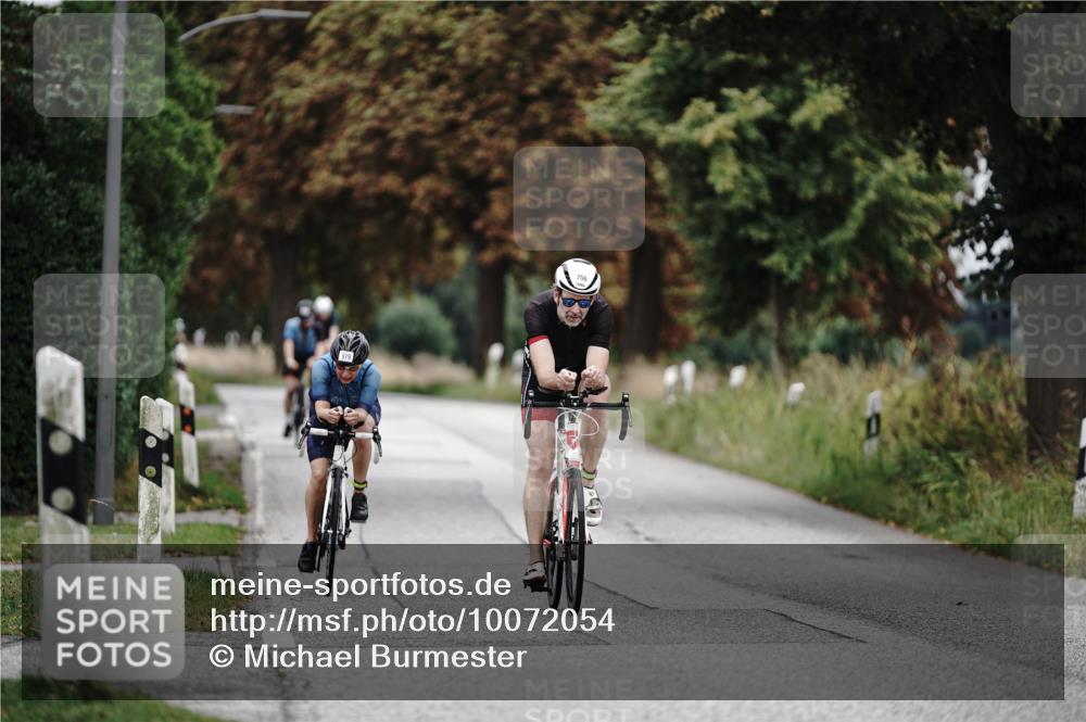 30.08.2026 - Elbe Triathlon Hamburg Michael Burmester http://msf.ph/oto/10072054 30.08.2026 10:10:52 Radfahren 497, 626, 731, 756, 979 meine-sportfotos.de