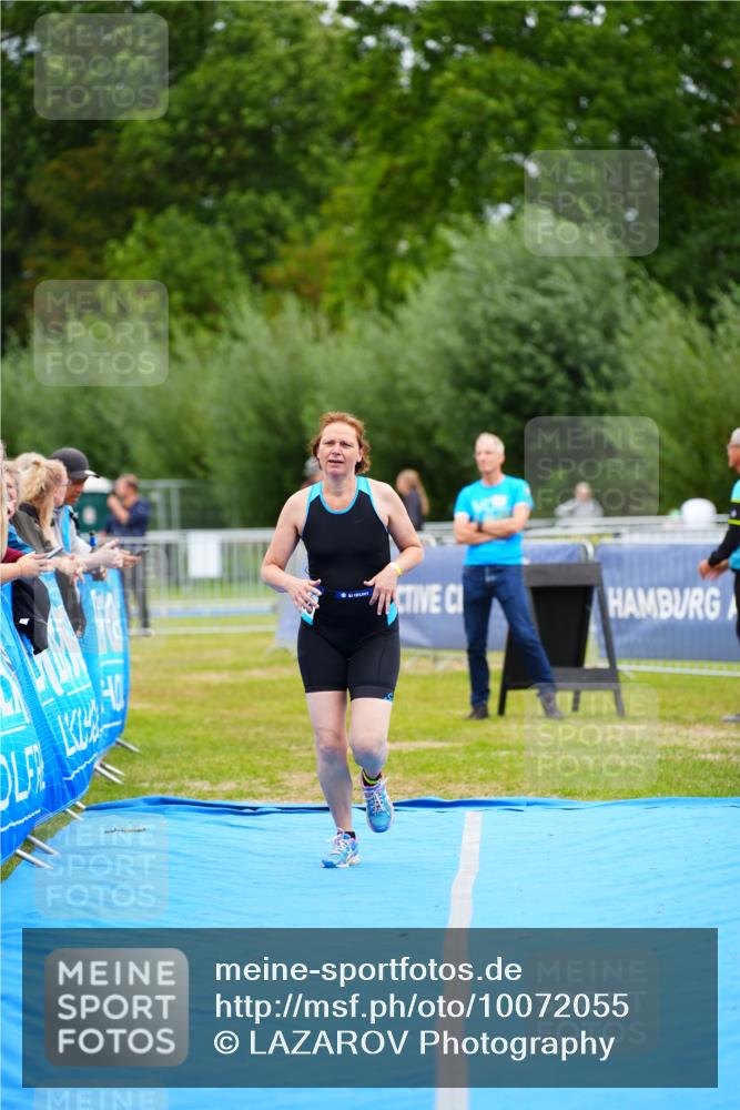 30.08.2026 - Elbe Triathlon Hamburg LAZAROV Photography http://msf.ph/oto/10072055 30.08.2026 13:10:35 Ziel 1698 meine-sportfotos.de