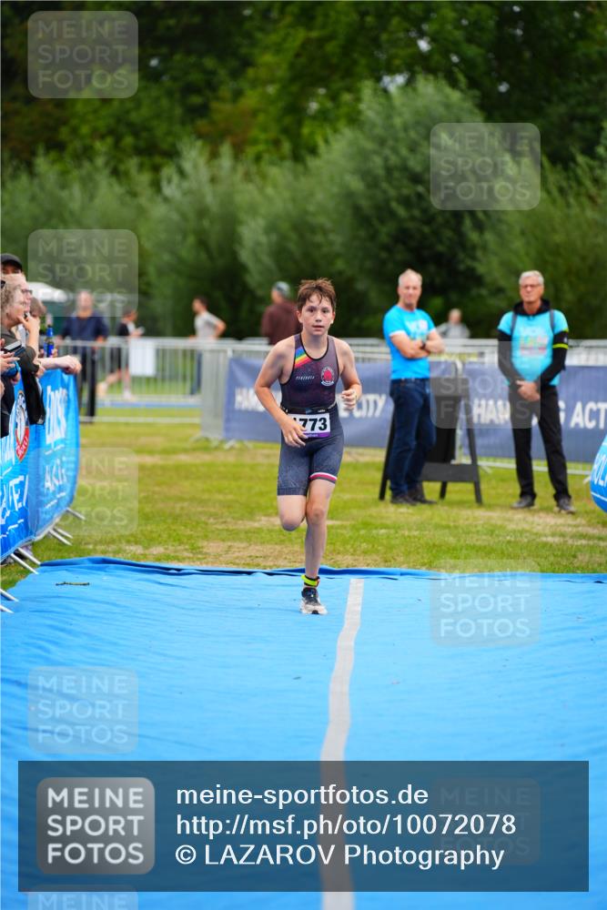 30.08.2026 - Elbe Triathlon Hamburg LAZAROV Photography http://msf.ph/oto/10072078 30.08.2026 13:10:48 Ziel 1773 meine-sportfotos.de