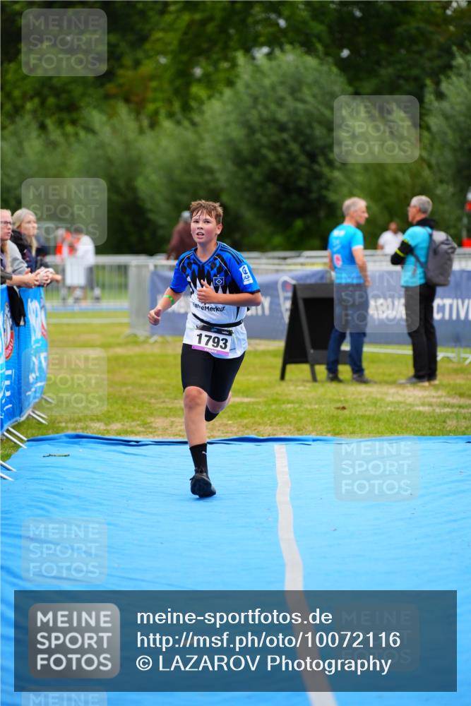 30.08.2026 - Elbe Triathlon Hamburg LAZAROV Photography http://msf.ph/oto/10072116 30.08.2026 13:13:45 Ziel 1793 meine-sportfotos.de