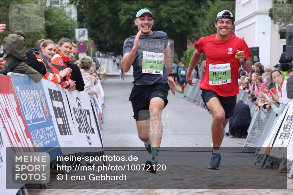 30.08.2026 - Blankeneser Heldenlauf Lena Gebhardt http://msf.ph/oto/10072120 30.08.2026 10:13:24 Ziel 5342, 5511, 5561, 5844 meine-sportfotos.de