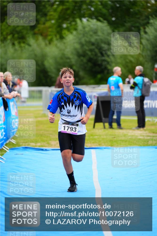 30.08.2026 - Elbe Triathlon Hamburg LAZAROV Photography http://msf.ph/oto/10072126 30.08.2026 13:13:46 Ziel 1793 meine-sportfotos.de