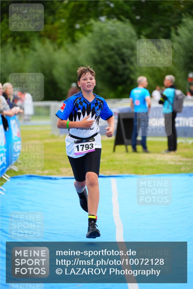 30.08.2026 - Elbe Triathlon Hamburg LAZAROV Photography http://msf.ph/oto/10072128 30.08.2026 13:13:46 Ziel 1793 meine-sportfotos.de