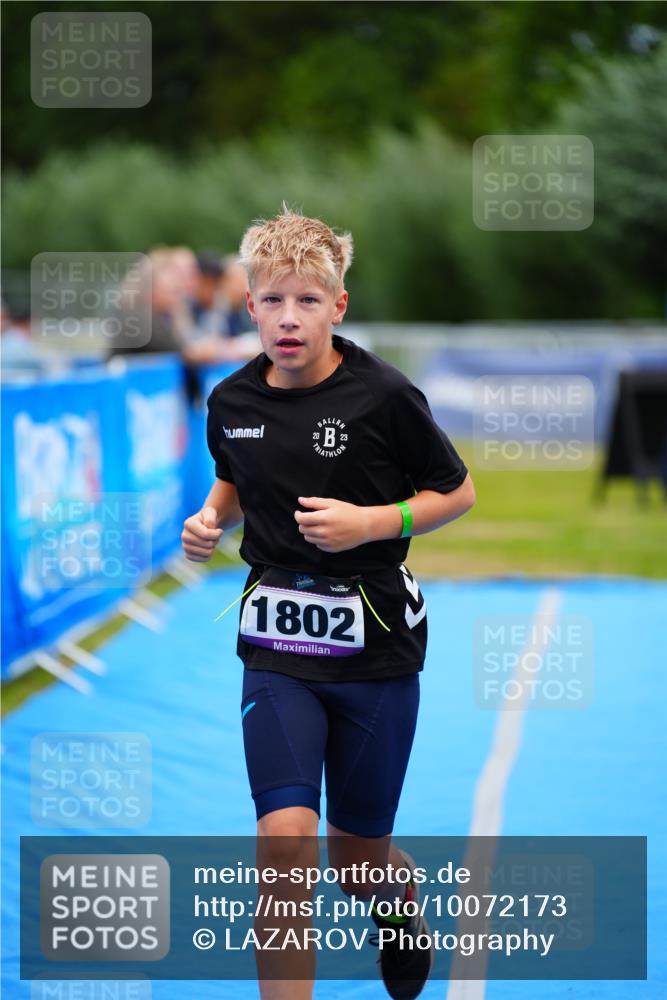 30.08.2026 - Elbe Triathlon Hamburg LAZAROV Photography http://msf.ph/oto/10072173 30.08.2026 13:15:04 Ziel 1802 meine-sportfotos.de