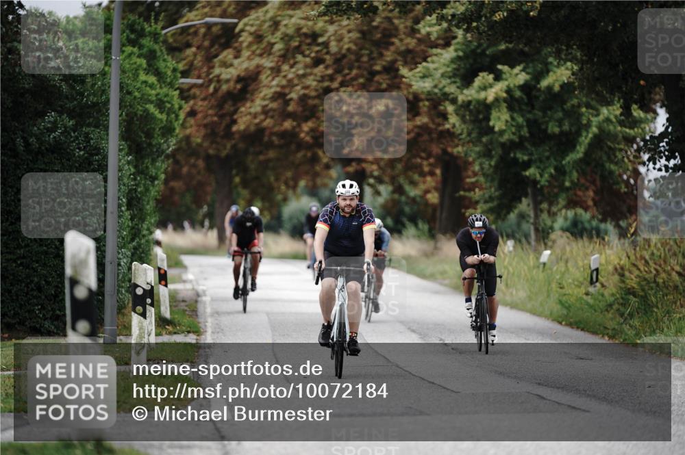 30.08.2026 - Elbe Triathlon Hamburg Michael Burmester http://msf.ph/oto/10072184 30.08.2026 10:12:09 Radfahren 400, 665, 698, 710, 757, 853 meine-sportfotos.de