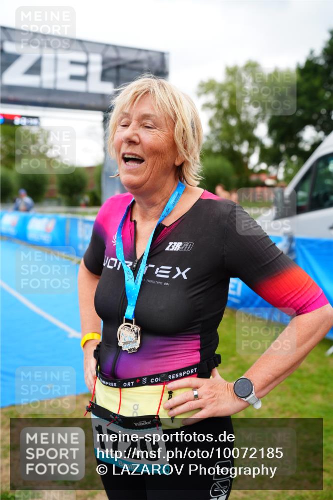 30.08.2026 - Elbe Triathlon Hamburg LAZAROV Photography http://msf.ph/oto/10072185 30.08.2026 13:18:08 Ziel  meine-sportfotos.de