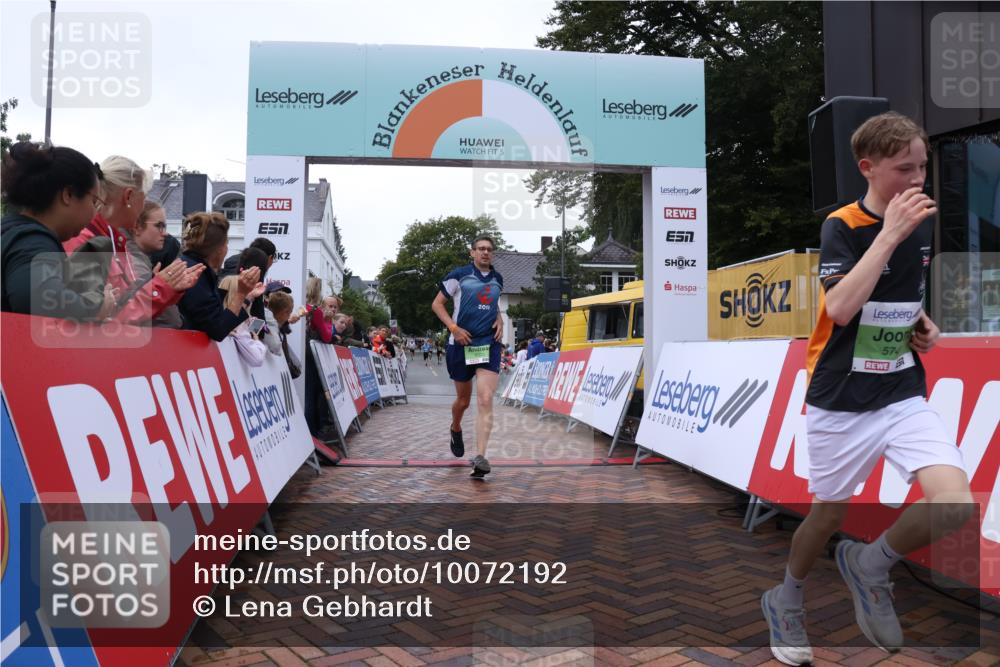 30.08.2026 - Blankeneser Heldenlauf Lena Gebhardt http://msf.ph/oto/10072192 30.08.2026 10:13:53 Ziel 5303, 5749 meine-sportfotos.de