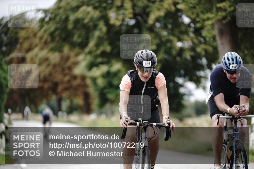 30.08.2026 - Elbe Triathlon Hamburg Michael Burmester http://msf.ph/oto/10072219 30.08.2026 10:12:34 Radfahren 569, 648, 734, 939 meine-sportfotos.de