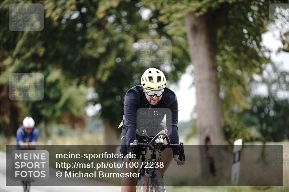 30.08.2026 - Elbe Triathlon Hamburg Michael Burmester http://msf.ph/oto/10072238 30.08.2026 10:12:54 Radfahren 537, 657, 664, 669, 722, 813 meine-sportfotos.de