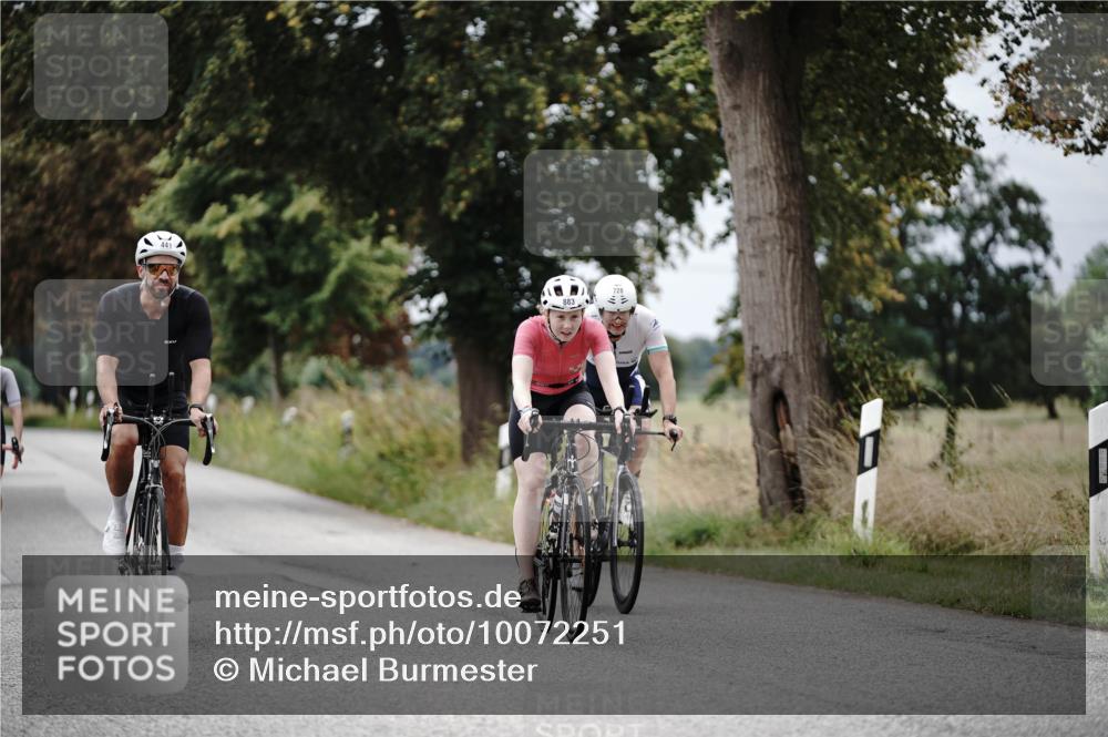 30.08.2026 - Elbe Triathlon Hamburg Michael Burmester http://msf.ph/oto/10072251 30.08.2026 10:13:01 Radfahren 441, 537, 664, 722, 728, 797, 872, 883 meine-sportfotos.de