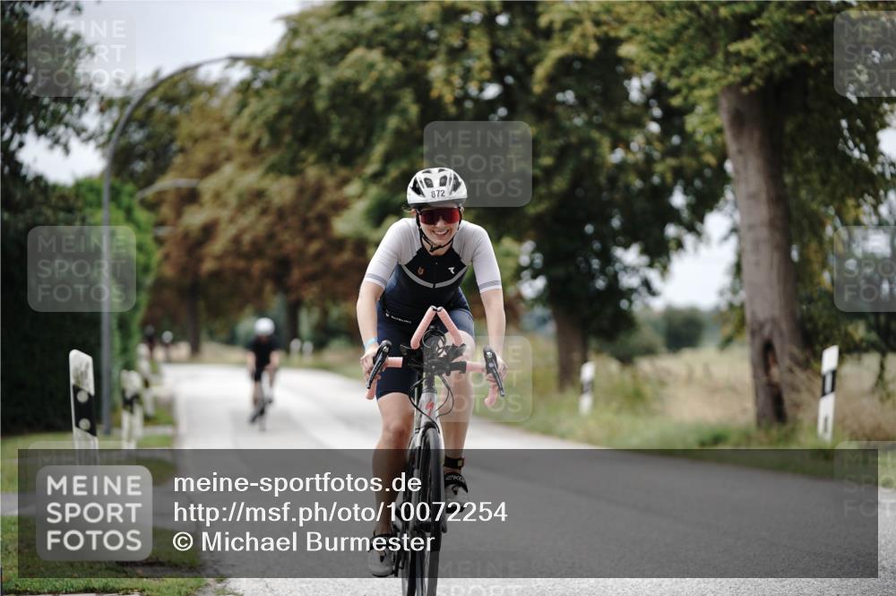 30.08.2026 - Elbe Triathlon Hamburg Michael Burmester http://msf.ph/oto/10072254 30.08.2026 10:13:03 Radfahren 441, 664, 728, 797, 872, 883 meine-sportfotos.de