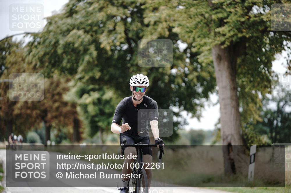30.08.2026 - Elbe Triathlon Hamburg Michael Burmester http://msf.ph/oto/10072261 30.08.2026 10:13:08 Radfahren 797 meine-sportfotos.de