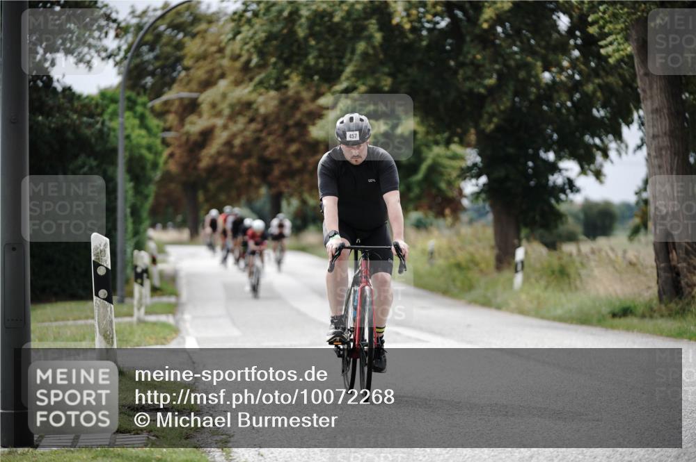 30.08.2026 - Elbe Triathlon Hamburg Michael Burmester http://msf.ph/oto/10072268 30.08.2026 10:13:19 Radfahren 457, 505, 526, 590, 619, 643, 656, 752, 950 meine-sportfotos.de