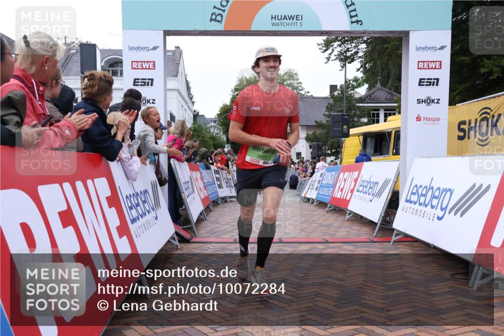 30.08.2026 - Blankeneser Heldenlauf Lena Gebhardt http://msf.ph/oto/10072284 30.08.2026 10:14:16 Ziel 5151, 5471, 5816 meine-sportfotos.de