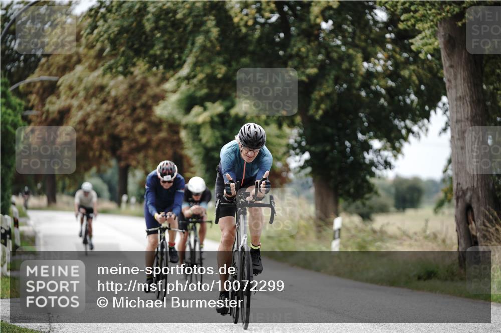 30.08.2026 - Elbe Triathlon Hamburg Michael Burmester http://msf.ph/oto/10072299 30.08.2026 10:13:40 Radfahren 604, 673, 768, 788 meine-sportfotos.de