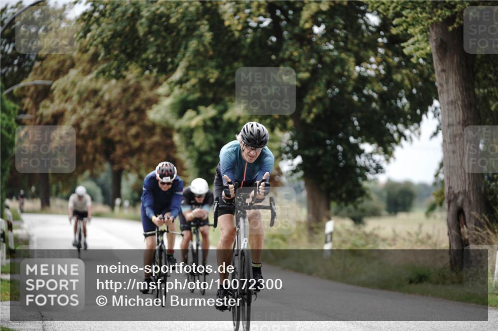30.08.2026 - Elbe Triathlon Hamburg Michael Burmester http://msf.ph/oto/10072300 30.08.2026 10:13:40 Radfahren 604, 673, 768, 788 meine-sportfotos.de