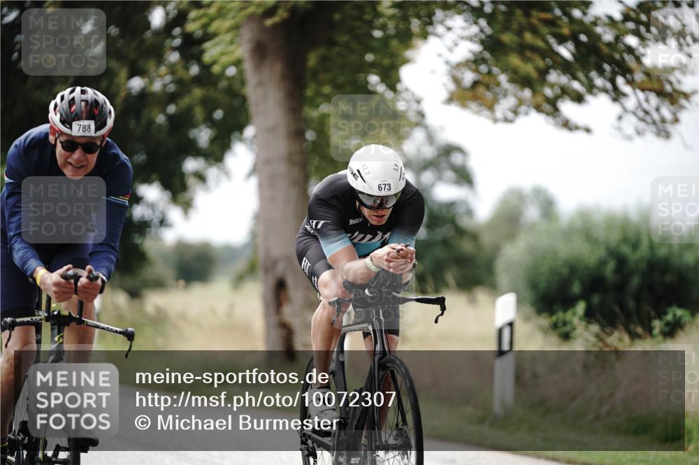 30.08.2026 - Elbe Triathlon Hamburg Michael Burmester http://msf.ph/oto/10072307 30.08.2026 10:13:42 Radfahren 604, 673, 768, 788 meine-sportfotos.de