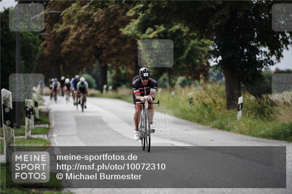 30.08.2026 - Elbe Triathlon Hamburg Michael Burmester http://msf.ph/oto/10072310 30.08.2026 10:13:51 Radfahren 612, 746, 886 meine-sportfotos.de