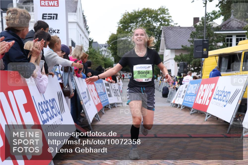 30.08.2026 - Blankeneser Heldenlauf Lena Gebhardt http://msf.ph/oto/10072358 30.08.2026 10:14:26 Ziel 5151, 5270, 5398, 5620, 5828 meine-sportfotos.de