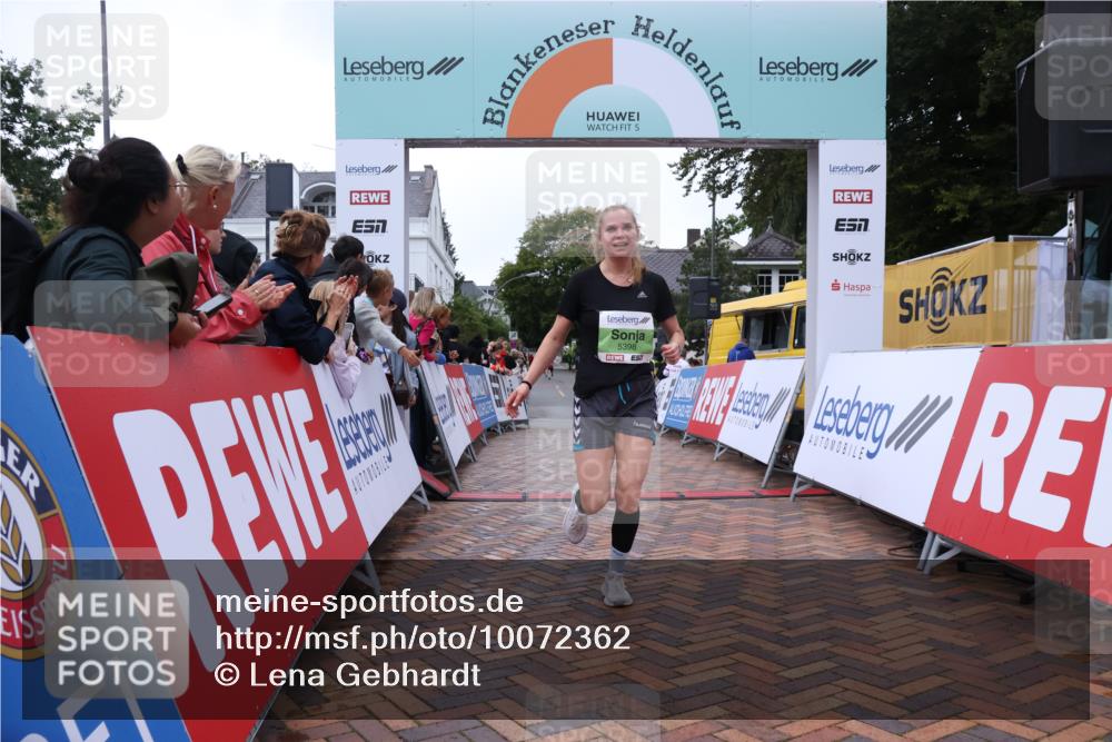 30.08.2026 - Blankeneser Heldenlauf Lena Gebhardt http://msf.ph/oto/10072362 30.08.2026 10:14:27 Ziel 5151, 5270, 5398, 5620, 5753, 5828 meine-sportfotos.de