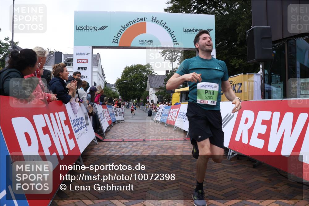 30.08.2026 - Blankeneser Heldenlauf Lena Gebhardt http://msf.ph/oto/10072398 30.08.2026 10:14:32 Ziel 5398, 5753 meine-sportfotos.de