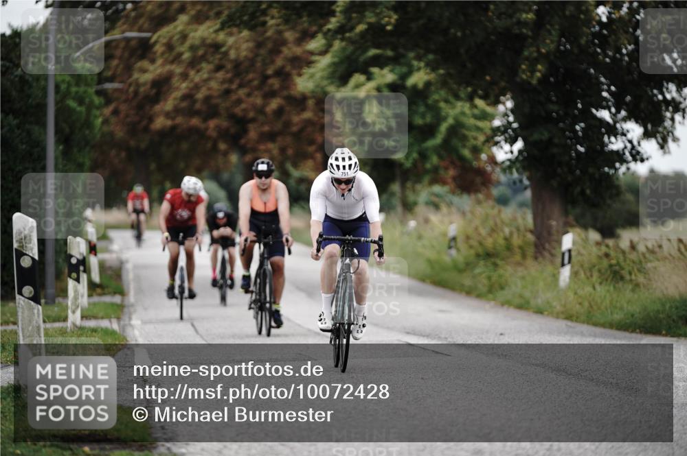 30.08.2026 - Elbe Triathlon Hamburg Michael Burmester http://msf.ph/oto/10072428 30.08.2026 10:15:52 Radfahren 605, 675, 700, 737, 751 meine-sportfotos.de