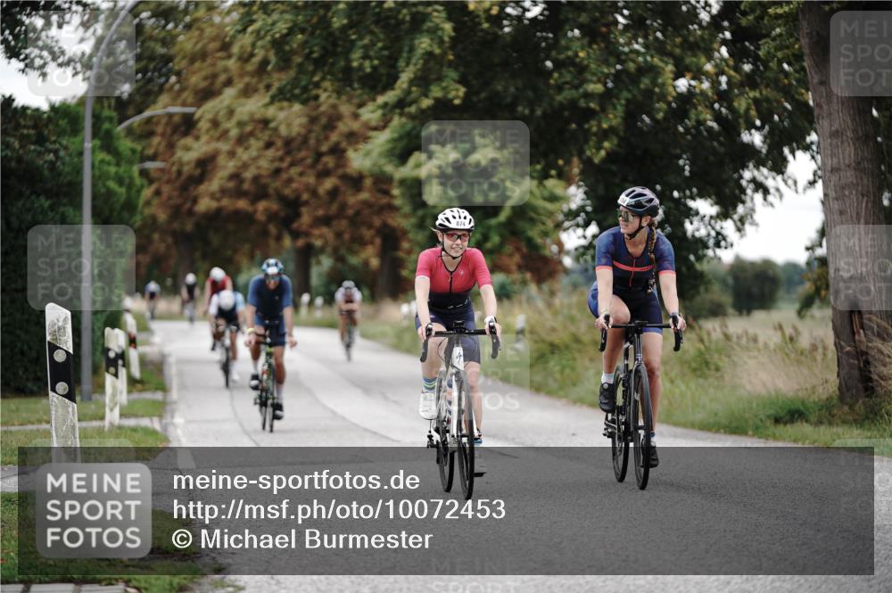 30.08.2026 - Elbe Triathlon Hamburg Michael Burmester http://msf.ph/oto/10072453 30.08.2026 10:16:15 Radfahren 409, 671, 726, 790, 863, 874, 958 meine-sportfotos.de