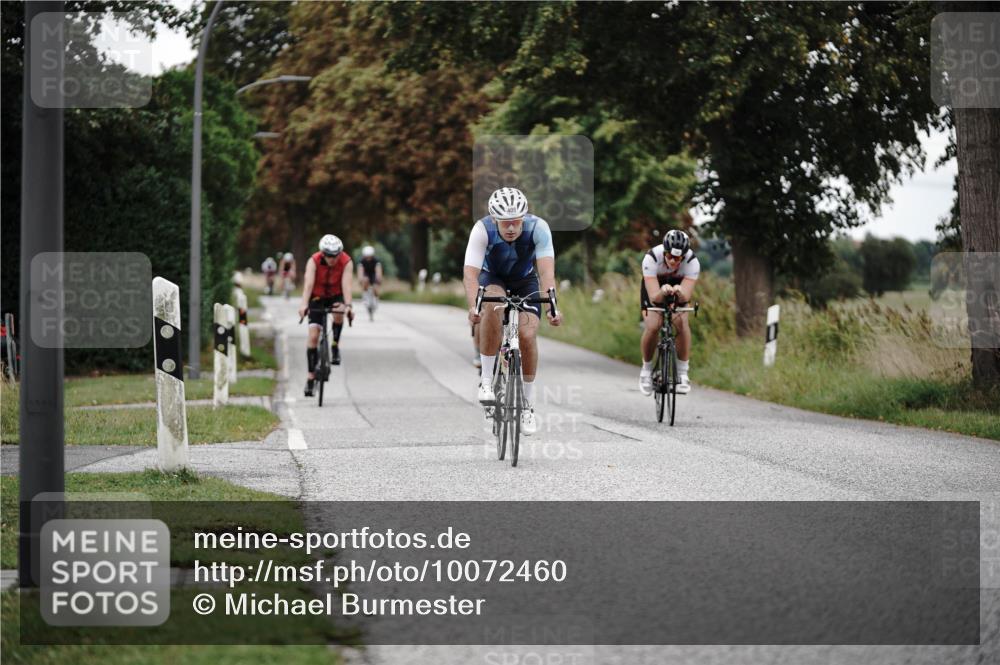 30.08.2026 - Elbe Triathlon Hamburg Michael Burmester http://msf.ph/oto/10072460 30.08.2026 10:16:19 Radfahren 409, 548, 671, 726, 790, 863 meine-sportfotos.de