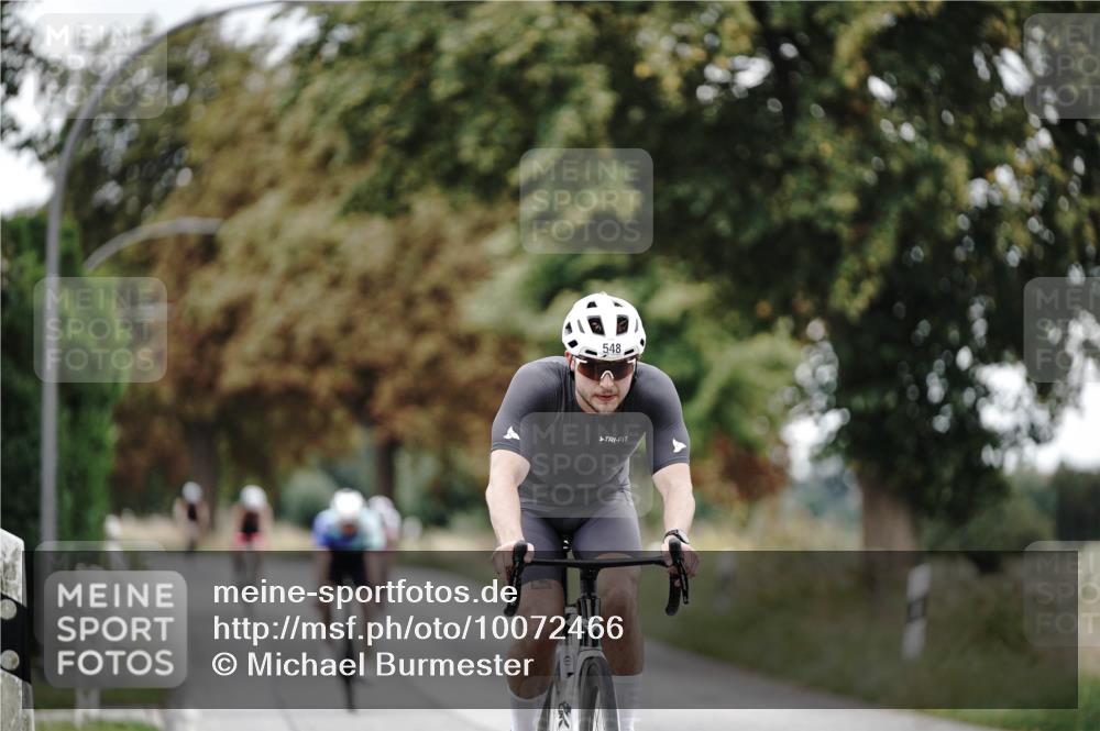 30.08.2026 - Elbe Triathlon Hamburg Michael Burmester http://msf.ph/oto/10072466 30.08.2026 10:16:26 Radfahren 548, 650, 820, 869 meine-sportfotos.de