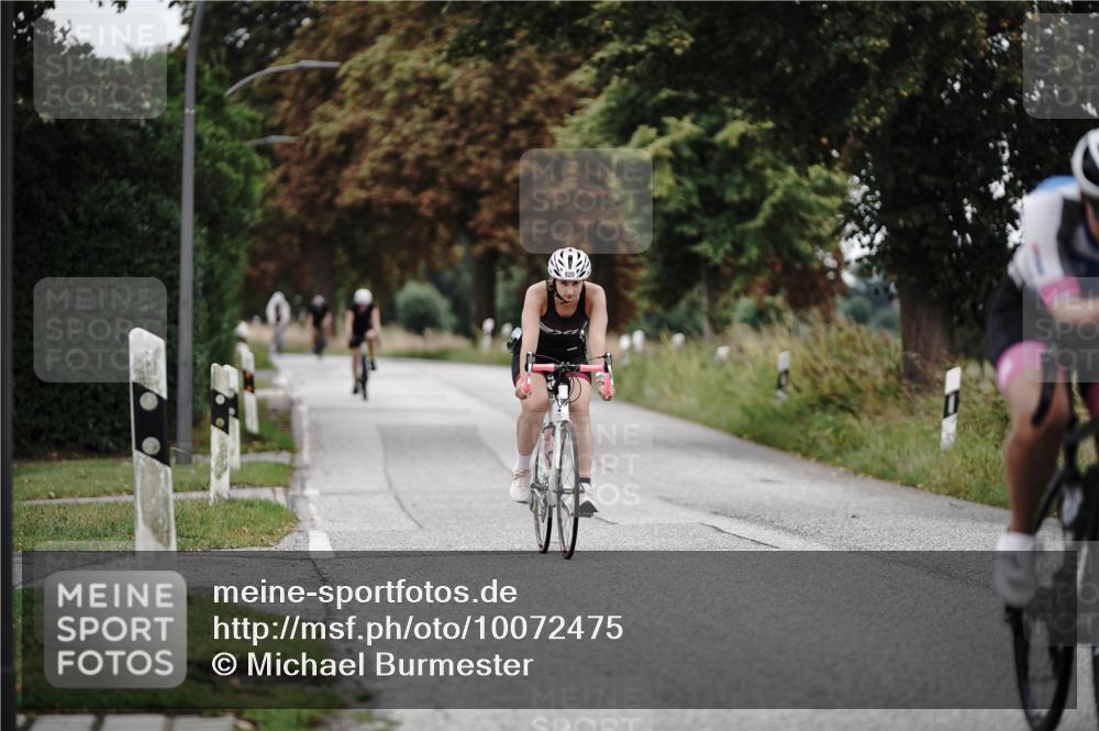 30.08.2026 - Elbe Triathlon Hamburg Michael Burmester http://msf.ph/oto/10072475 30.08.2026 10:16:32 Radfahren 820, 869, 938 meine-sportfotos.de