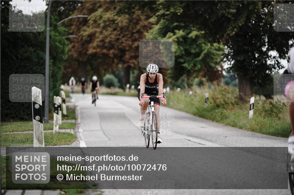 30.08.2026 - Elbe Triathlon Hamburg Michael Burmester http://msf.ph/oto/10072476 30.08.2026 10:16:32 Radfahren 820, 869, 938 meine-sportfotos.de