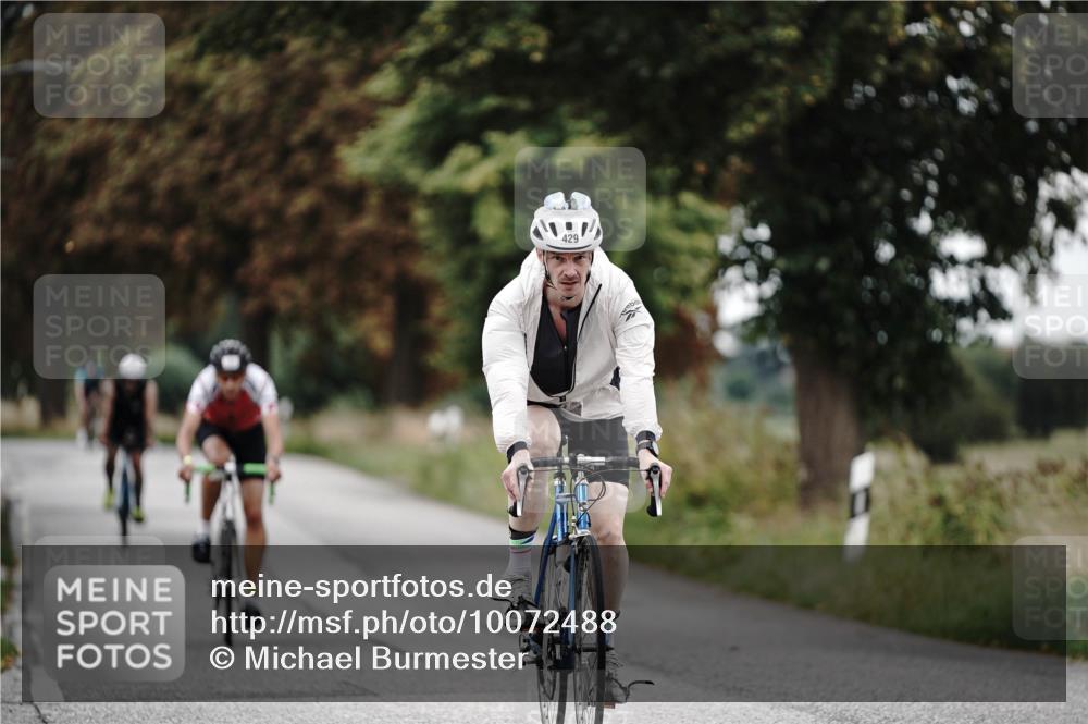 30.08.2026 - Elbe Triathlon Hamburg Michael Burmester http://msf.ph/oto/10072488 30.08.2026 10:16:46 Radfahren 429, 491, 724, 785 meine-sportfotos.de