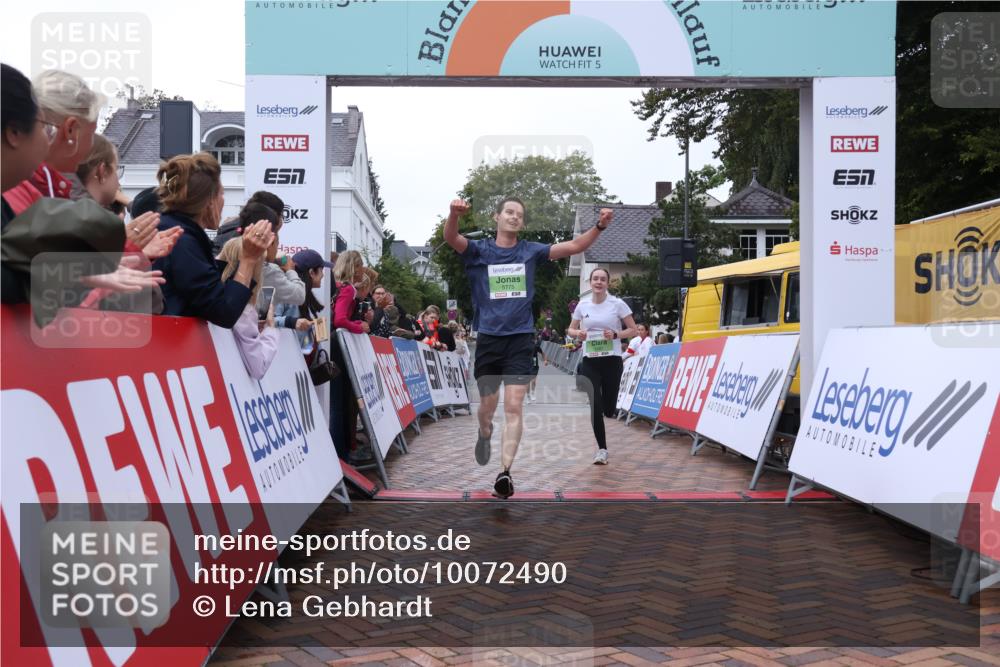 30.08.2026 - Blankeneser Heldenlauf Lena Gebhardt http://msf.ph/oto/10072490 30.08.2026 10:15:06 Ziel 5407, 5481, 5775, 5874 meine-sportfotos.de