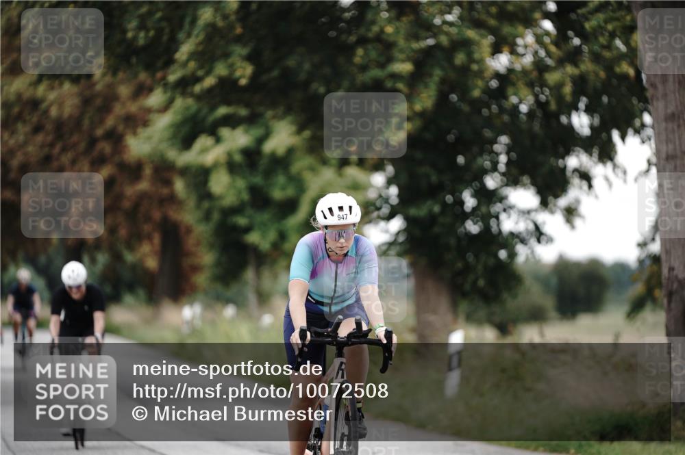 30.08.2026 - Elbe Triathlon Hamburg Michael Burmester http://msf.ph/oto/10072508 30.08.2026 10:17:09 Radfahren 546, 802, 826, 866, 947 meine-sportfotos.de