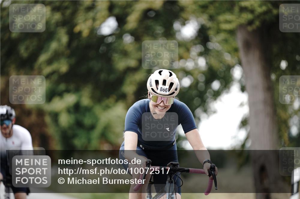30.08.2026 - Elbe Triathlon Hamburg Michael Burmester http://msf.ph/oto/10072517 30.08.2026 10:17:16 Radfahren 546, 596, 802, 866 meine-sportfotos.de
