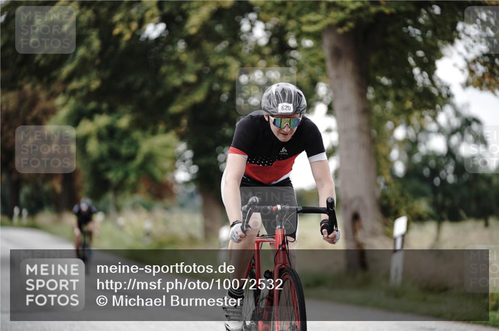 30.08.2026 - Elbe Triathlon Hamburg Michael Burmester http://msf.ph/oto/10072532 30.08.2026 10:17:30 Radfahren 472, 598, 620, 636, 662, 704 meine-sportfotos.de