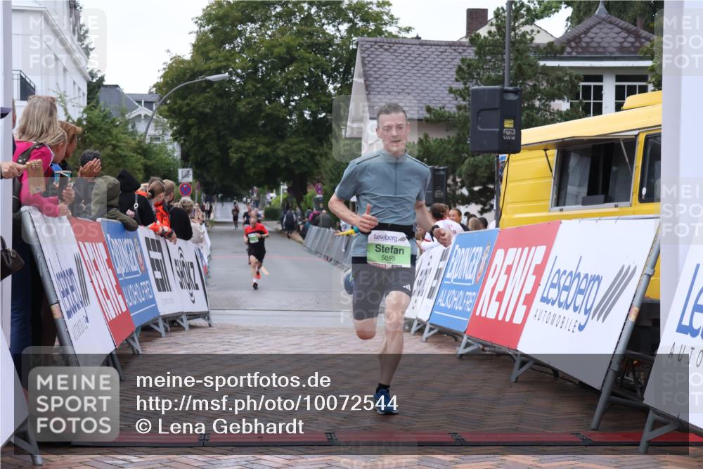 30.08.2026 - Blankeneser Heldenlauf Lena Gebhardt http://msf.ph/oto/10072544 30.08.2026 10:15:12 Ziel 5021, 5059, 5481, 5775, 5874 meine-sportfotos.de