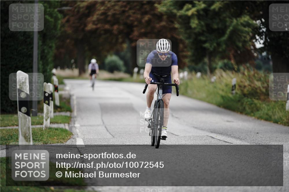 30.08.2026 - Elbe Triathlon Hamburg Michael Burmester http://msf.ph/oto/10072545 30.08.2026 10:17:44 Radfahren 697, 940 meine-sportfotos.de