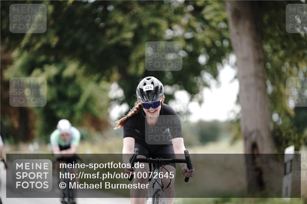30.08.2026 - Elbe Triathlon Hamburg Michael Burmester http://msf.ph/oto/10072645 30.08.2026 10:20:08 Radfahren 521, 824 meine-sportfotos.de