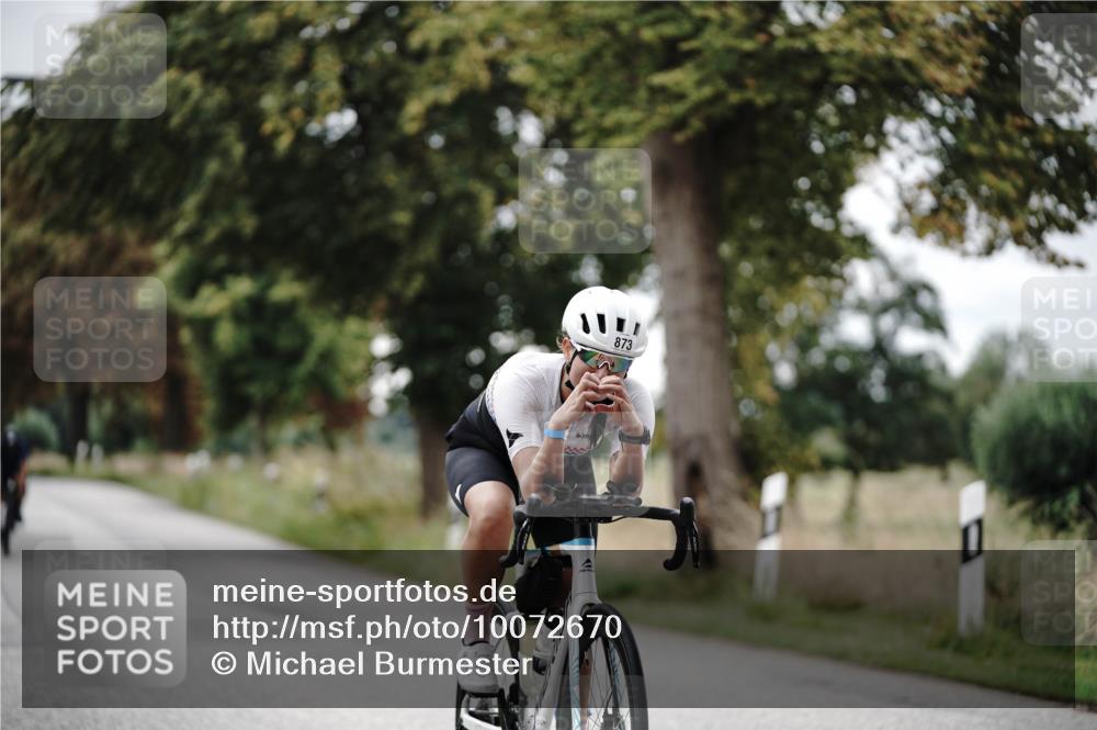 30.08.2026 - Elbe Triathlon Hamburg Michael Burmester http://msf.ph/oto/10072670 30.08.2026 10:20:30 Radfahren 659, 798, 862, 873 meine-sportfotos.de