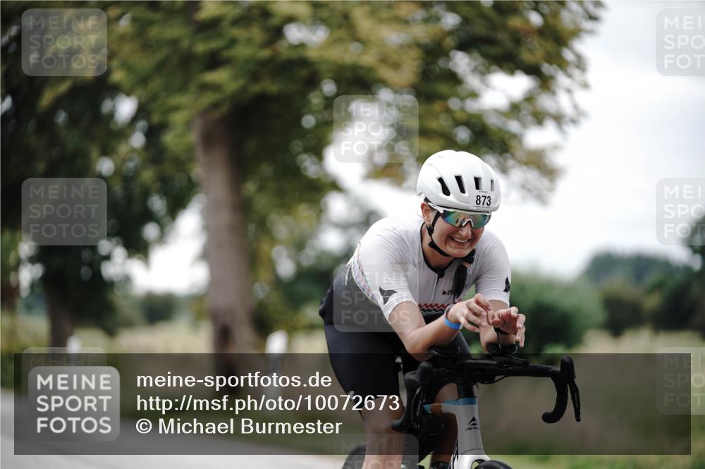 30.08.2026 - Elbe Triathlon Hamburg Michael Burmester http://msf.ph/oto/10072673 30.08.2026 10:20:31 Radfahren 659, 798, 862, 873 meine-sportfotos.de