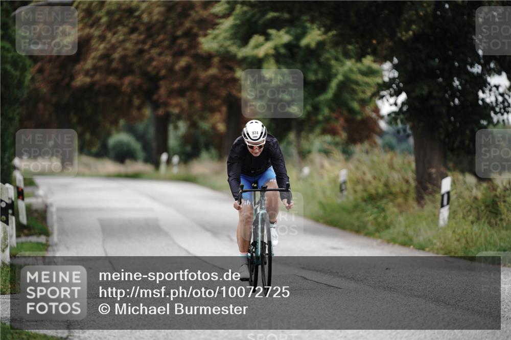 30.08.2026 - Elbe Triathlon Hamburg Michael Burmester http://msf.ph/oto/10072725 30.08.2026 10:21:41 Radfahren 974 meine-sportfotos.de