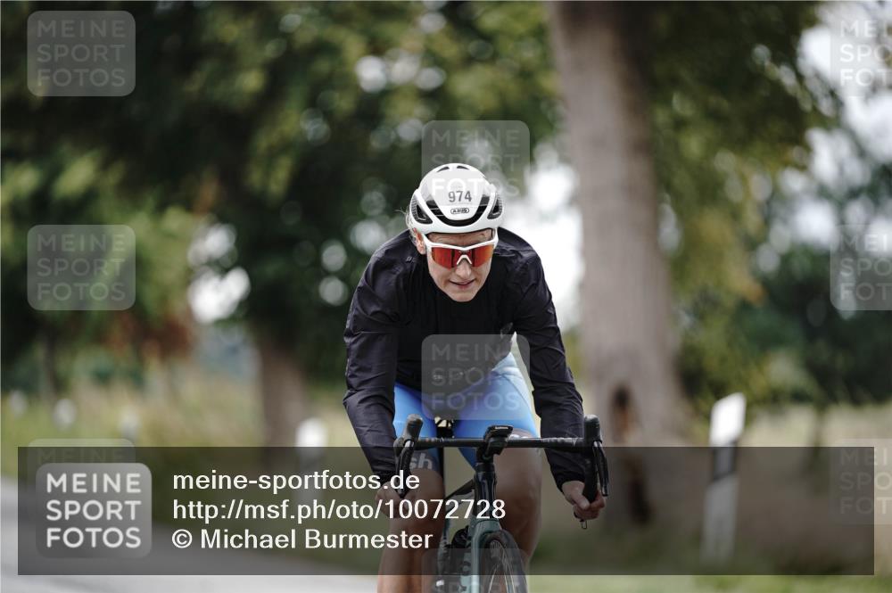 30.08.2026 - Elbe Triathlon Hamburg Michael Burmester http://msf.ph/oto/10072728 30.08.2026 10:21:42 Radfahren 974 meine-sportfotos.de