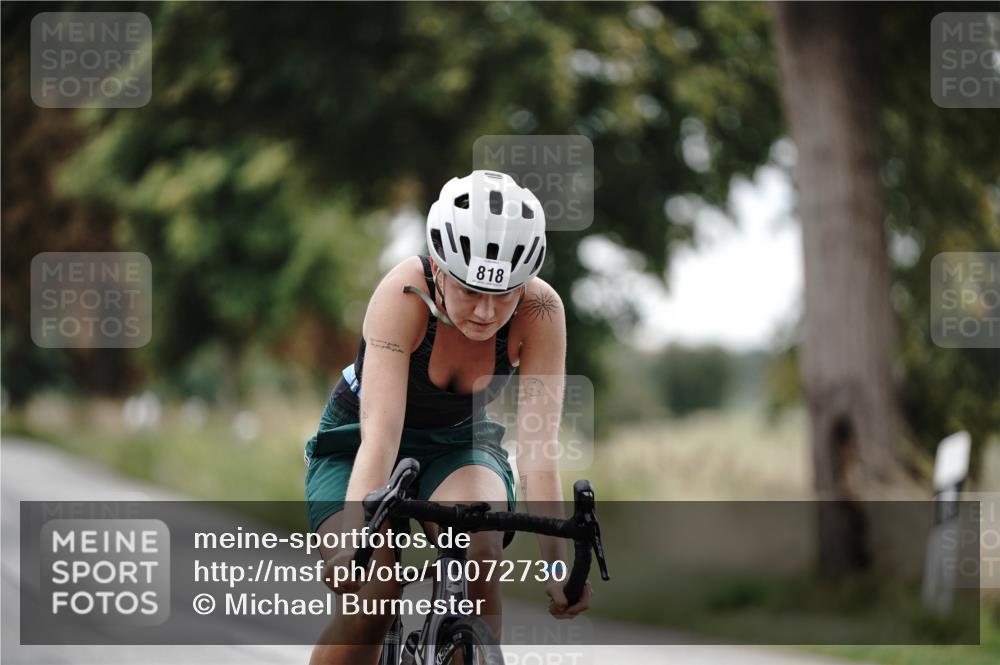 30.08.2026 - Elbe Triathlon Hamburg Michael Burmester http://msf.ph/oto/10072730 30.08.2026 10:22:03 Radfahren 818, 844 meine-sportfotos.de