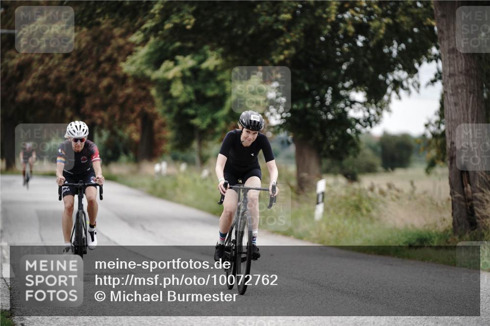 30.08.2026 - Elbe Triathlon Hamburg Michael Burmester http://msf.ph/oto/10072762 30.08.2026 10:22:33 Radfahren 791, 903, 977 meine-sportfotos.de