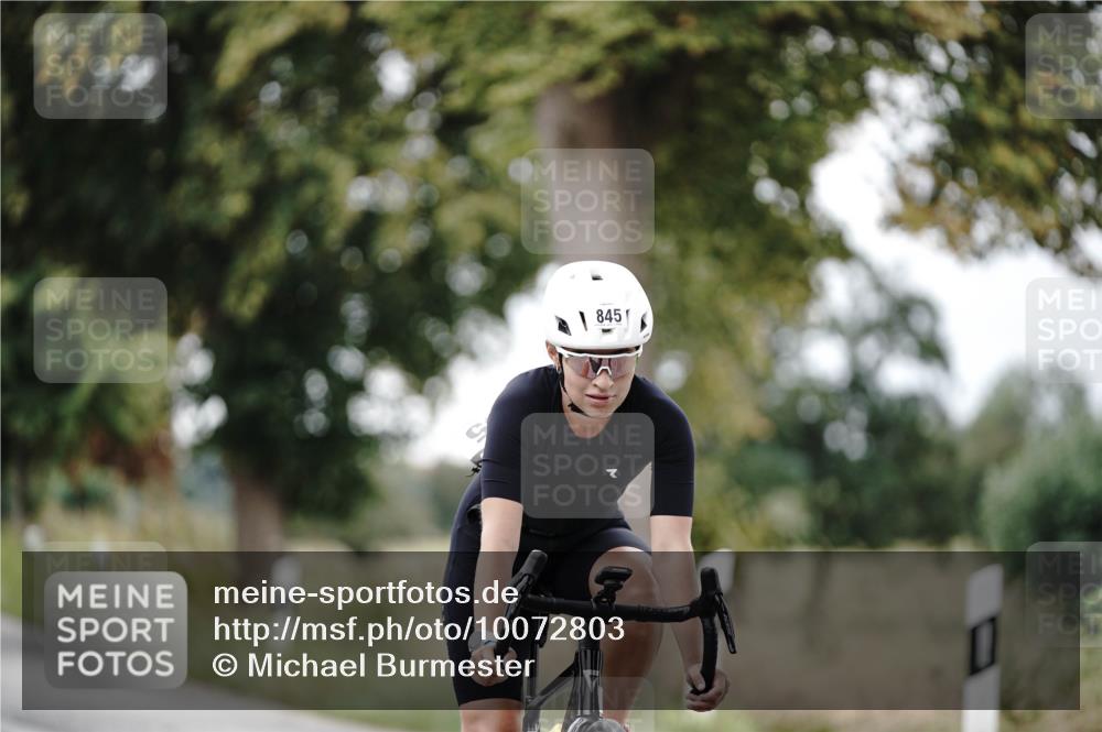 30.08.2026 - Elbe Triathlon Hamburg Michael Burmester http://msf.ph/oto/10072803 30.08.2026 10:23:25 Radfahren 845 meine-sportfotos.de