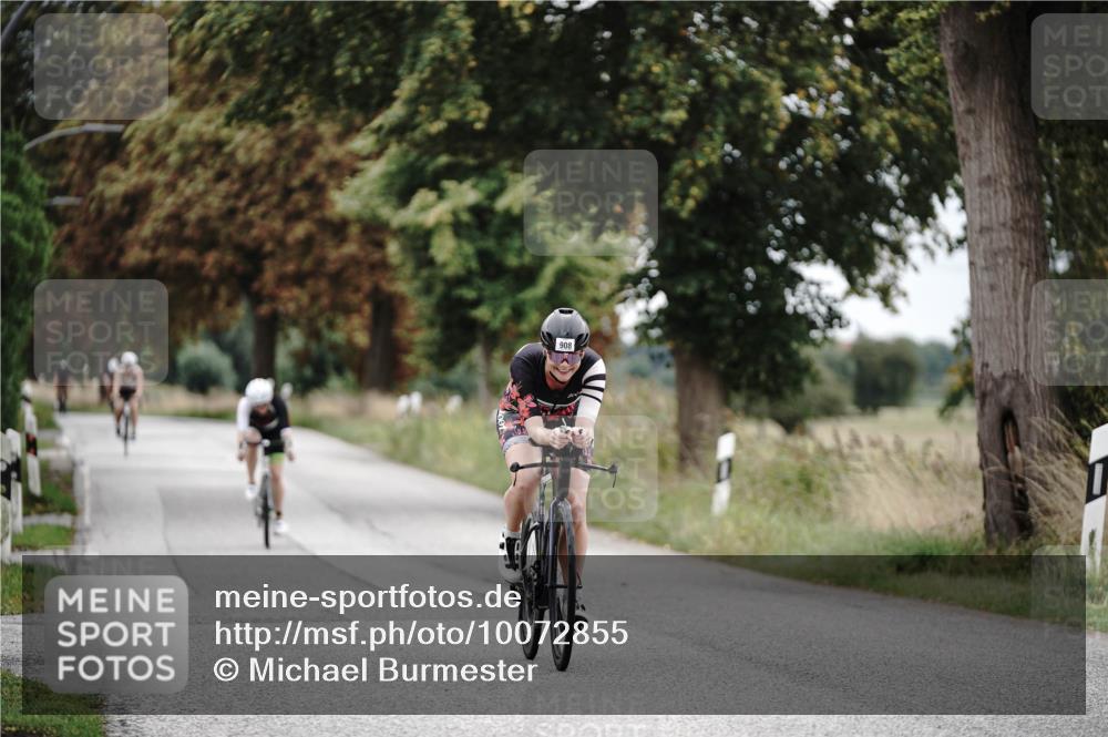 30.08.2026 - Elbe Triathlon Hamburg Michael Burmester http://msf.ph/oto/10072855 30.08.2026 10:24:28 Radfahren 834, 908 meine-sportfotos.de